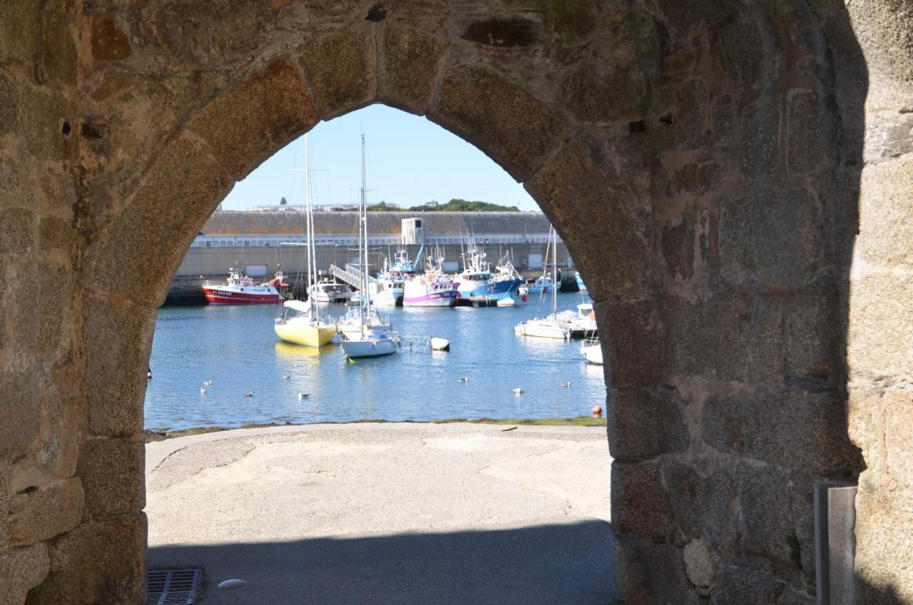 Votre Vue, La Mer, Les Bateaux !!! Wir Sprechen Flieben Deutsch, Touristentipps, We Speak English Concarneau Exterior photo